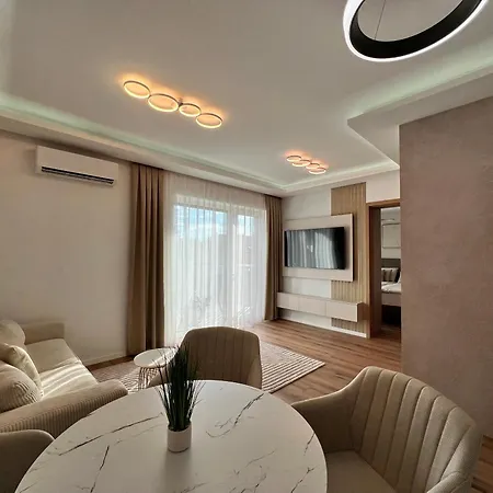 Lily Lux Apartment